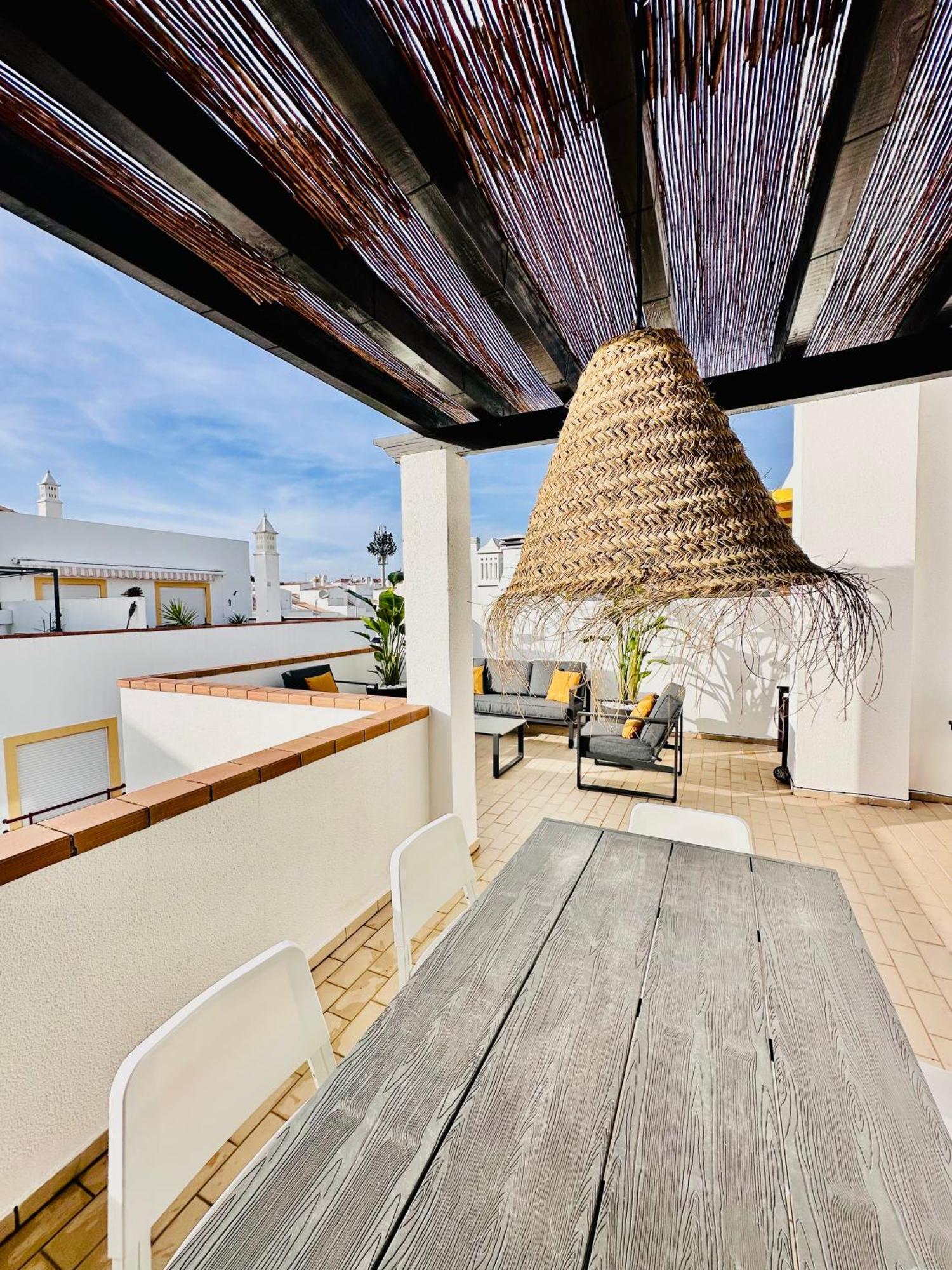 Amazing Bliss 2br W/private Sea View Terrace Cabanas De Tavira